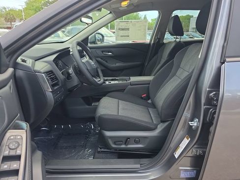 New 2026 Nissan Rogue SV w/ Cold Weather Package FWD image 15