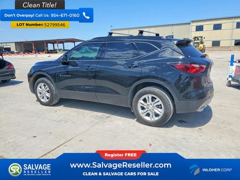 Used 2019 Chevrolet Blazer LT w/ Sound & Technology Package FWD image 3