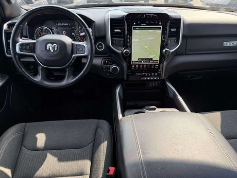 Used 2020 RAM 1500 Big Horn AWD/4WD image 3
