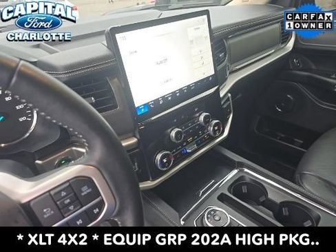 Used 2024 Ford Expedition XLT RWD image 12