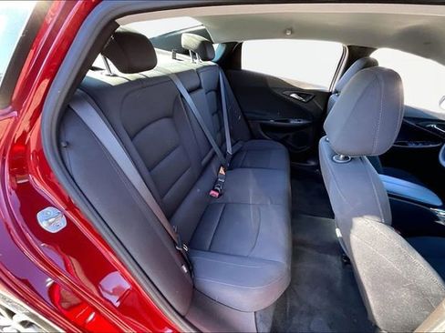 Used 2024 Chevrolet Malibu LT image 17
