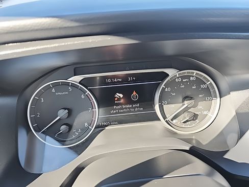 Used 2025 Nissan Rogue SV image 44