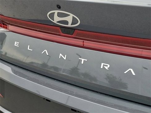 New 2026 Hyundai Elantra Blue image 22