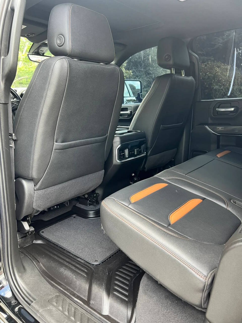 Used 2022 GMC Sierra 2500 AT4 w/ AT4 Premium Plus Package AWD/4WD image 20