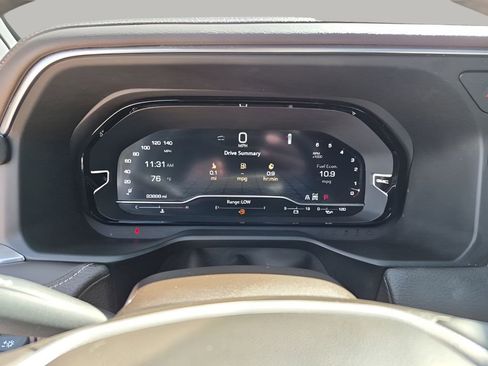 Used 2022 GMC Yukon Denali w/ Denali Ultimate Package image 37