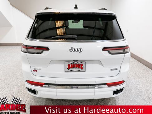Used 2025 Jeep Grand Cherokee L Overland AWD/4WD image 4