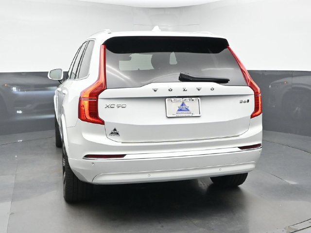 Used 2024 Volvo XC90 B6 Ultimate w/ Protection Package Premier AWD/4WD image 7