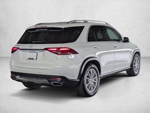 Certified 2025 Mercedes-Benz GLE 350 4MATIC image 4