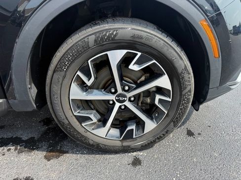 Used 2023 Kia Sportage EX AWD/4WD image 50