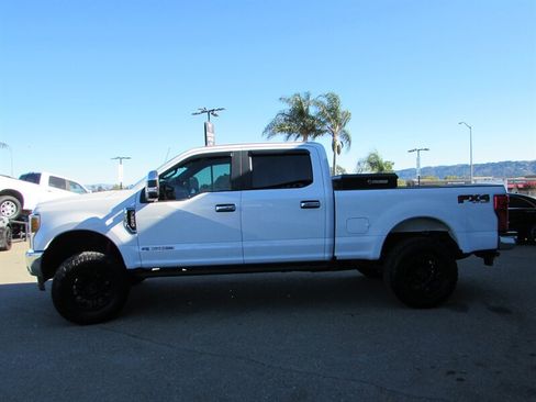 Used 2017 Ford F250 XL w/ STX Appearance Package AWD/4WD image 4