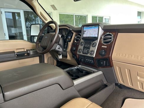 Used 2016 Ford F250 Lariat w/ Lariat Ultimate Package image 24