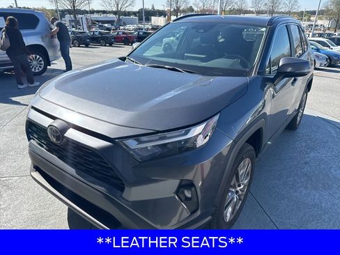 Used 2023 Toyota RAV4 XLE Premium image 1