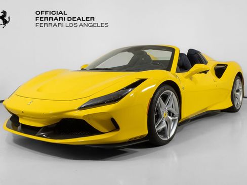 Used 2022 Ferrari F8 Tributo image 1