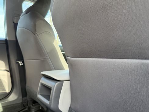 Used 2019 Toyota Camry LE image 34