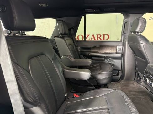 Used 2020 Ford Expedition Limited w/ Equipment Group 301A RWD image 18