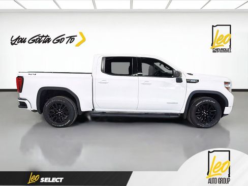 Used 2021 GMC Sierra 1500 Elevation w/ LPO, Elevation Black Package AWD/4WD image 4
