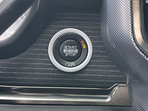 Used 2019 RAM 2500 Limited image 40