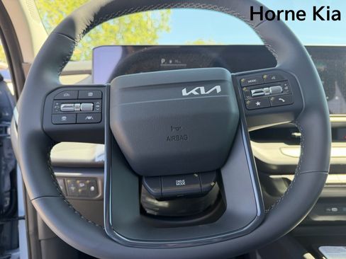 New 2027 Kia Seltos S FWD image 12