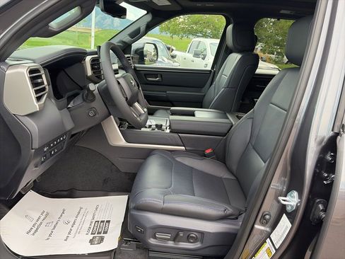 Used 2026 Toyota Sequoia 4WD image 26