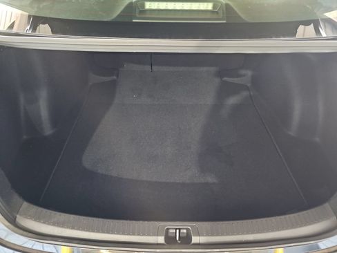 Used 2025 Toyota Corolla LE FWD image 12