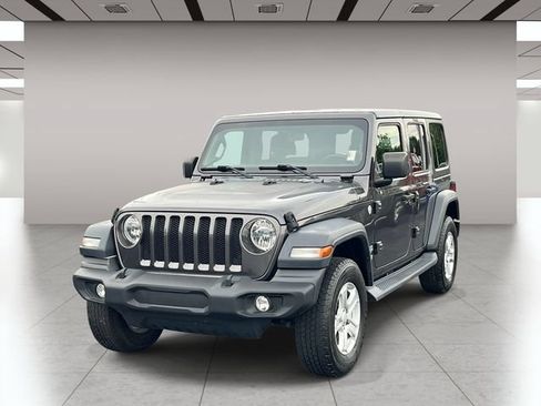 Used 2018 Jeep Wrangler Unlimited Sport S AWD/4WD image 8