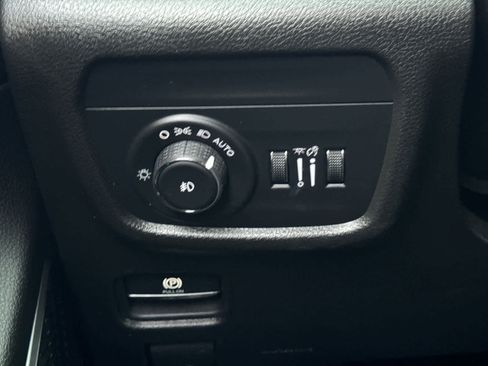 Used 2023 Jeep Grand Cherokee Limited w/ Trailer Tow Prep Group (B) image 22