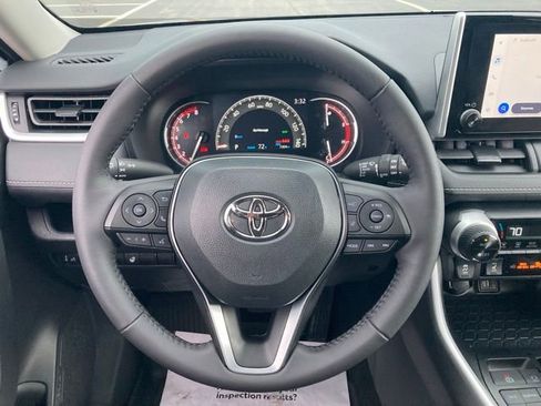 Used 2025 Toyota RAV4 XLE w/ Weather Package image 21