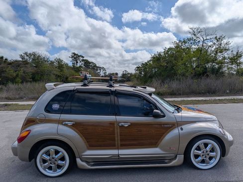 Used 2004 Chrysler PT Cruiser Limited image 5