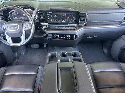 Used 2025 GMC Sierra 1500 SLT RWD image 15