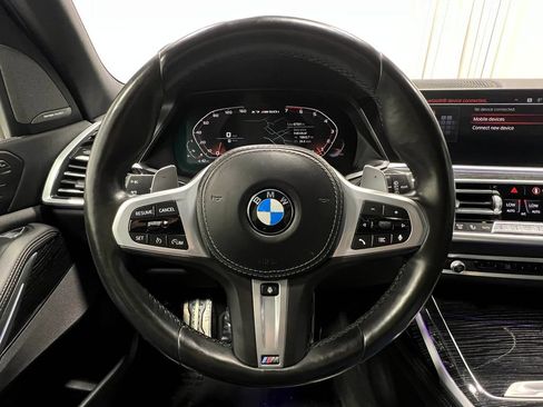 Used 2022 BMW X7 M50i w/ Cold Weather Package AWD/4WD image 19
