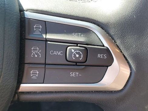 Used 2024 Jeep Compass Limited AWD/4WD image 18