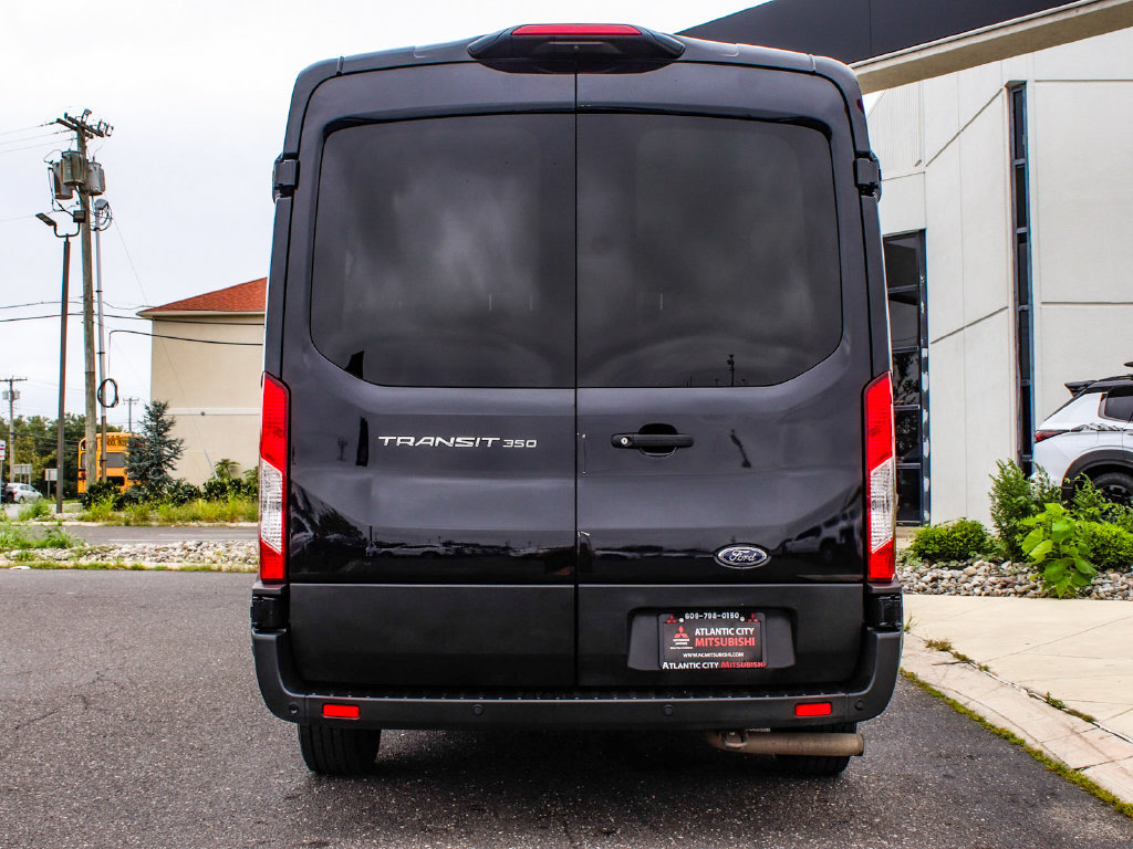 Used 2023 Ford Transit 350 XLT RWD image 5