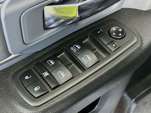 Used 2024 RAM 1500 Classic SLT image 19