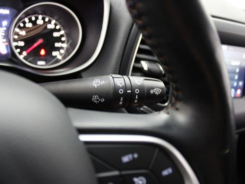 Used 2021 Jeep Compass Latitude w/ Sun and Sound Group AWD/4WD image 37