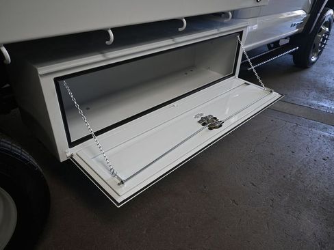 New 2026 Ford F550 2WD Regular Cab Super Duty image 25