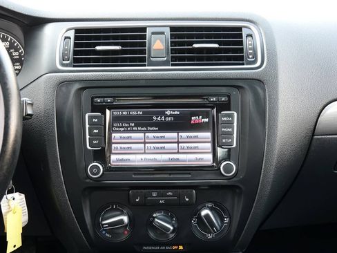 Used 2014 Volkswagen Jetta TDI FWD image 71