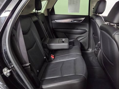 Used 2018 Cadillac XT5 Luxury w/ Driver Awareness Package image 33