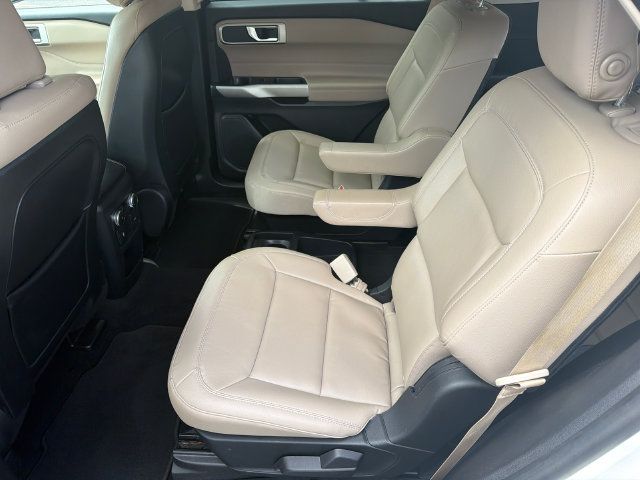 Used 2020 Ford Explorer XLT w/ Equipment Group 202A RWD image 22