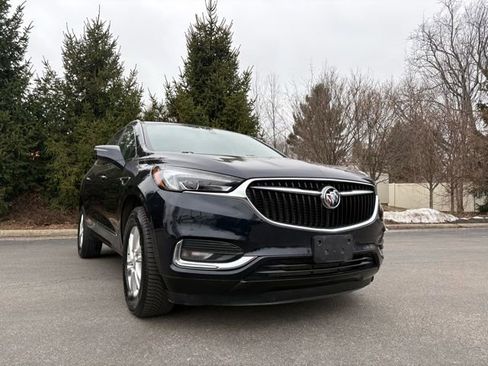 Used 2020 Buick Enclave Essence w/ Sound and Sites Package image 11