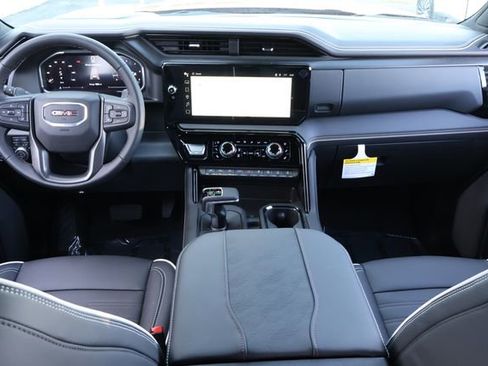 New 2026 GMC Sierra 1500 AT4X w/ LPO, Black Badging Package AWD/4WD image 18