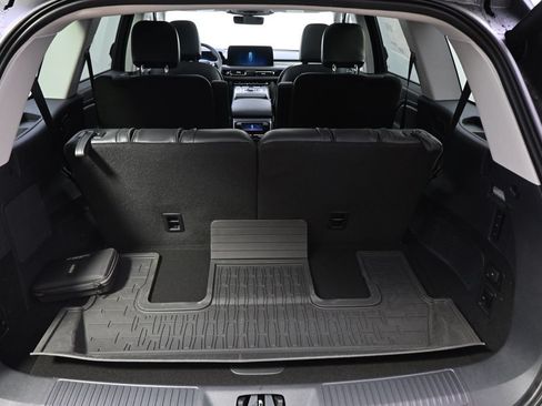 New 2026 Lincoln Aviator AWD w/ Jet Appearance Package image 19