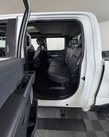 Used 2024 Ford F250 Lariat w/ Lariat Ultimate Package AWD/4WD image 7