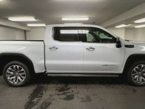 New 2026 GMC Sierra 1500 Denali image 9