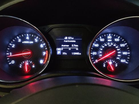 Used 2021 Kia Sedona LX FWD image 23