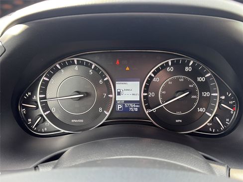Used 2018 Nissan Armada Platinum w/ Cargo Package AWD/4WD image 12