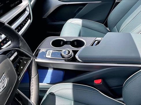 Certified 2024 Cadillac Lyriq Sport w/ Nappa Leather Package AWD/4WD image 18