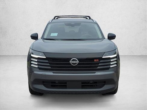 New 2026 Nissan Kicks SR w/ Cold Weather Package image 2