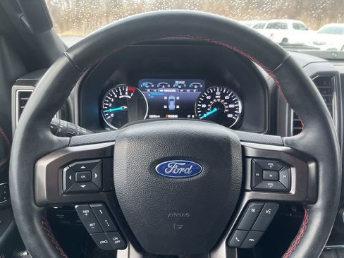 Used 2021 Ford Expedition Limited image 10