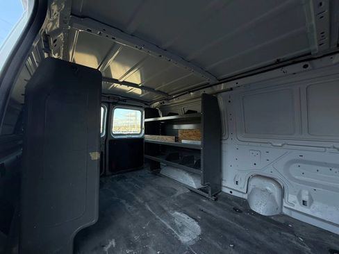 Used 2011 Ford E-350 and Econoline 350 Super Duty w/ PWR Group image 7