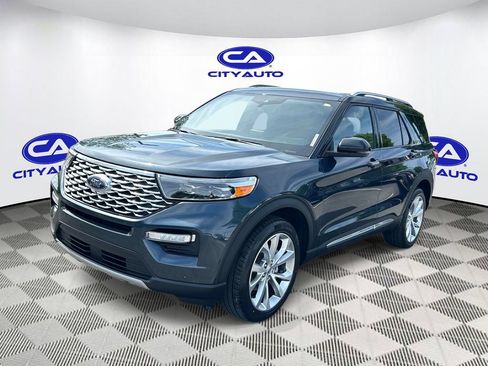 Used 2023 Ford Explorer Platinum w/ Technology Package AWD/4WD image 10